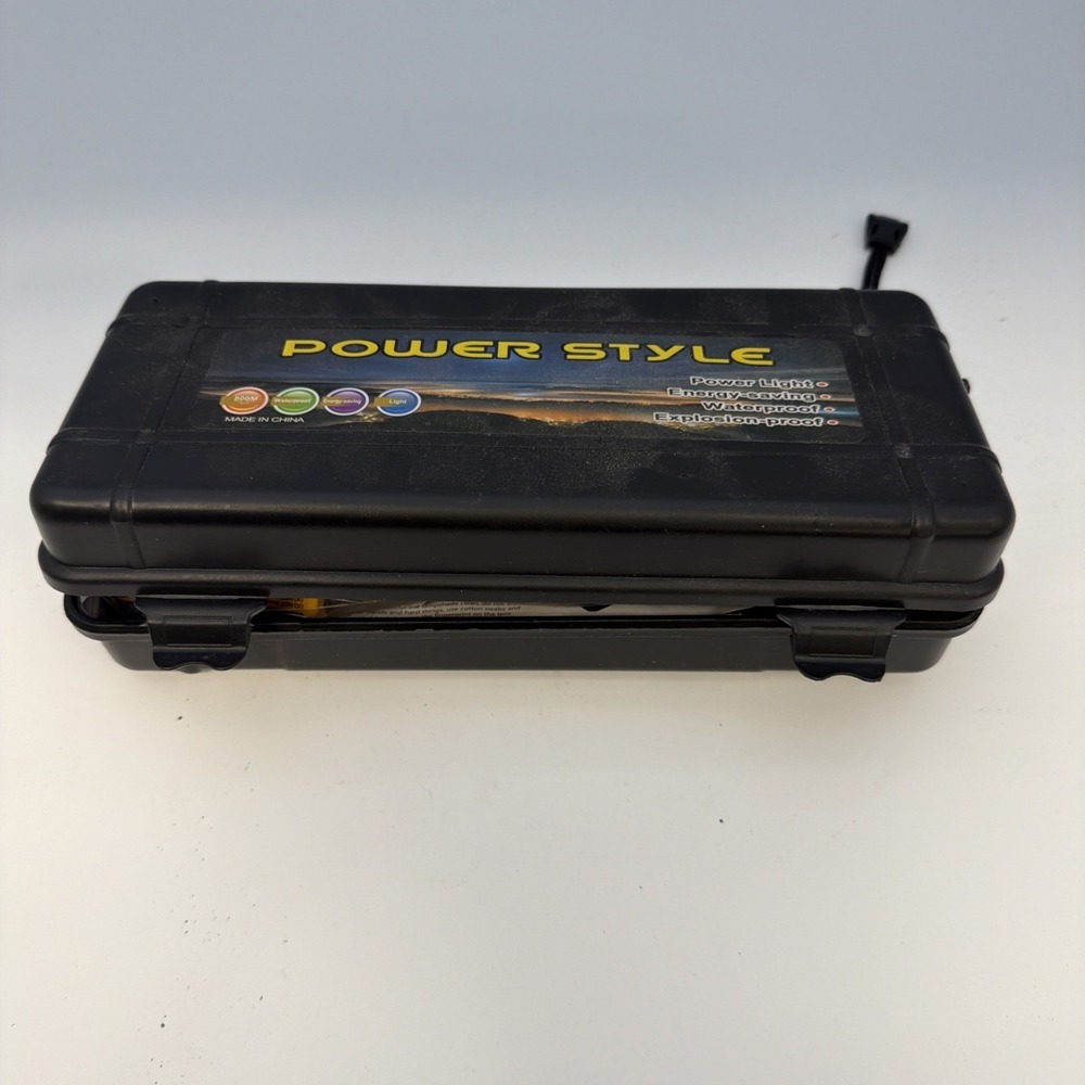 Power Style Flashlight Battery Charger USB Rechargeable Battery LED Flashlight